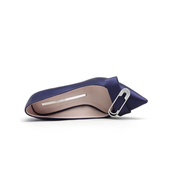 EUC | Sticcato | Elegant Blue Satin Pumps - Picture 5 of 13